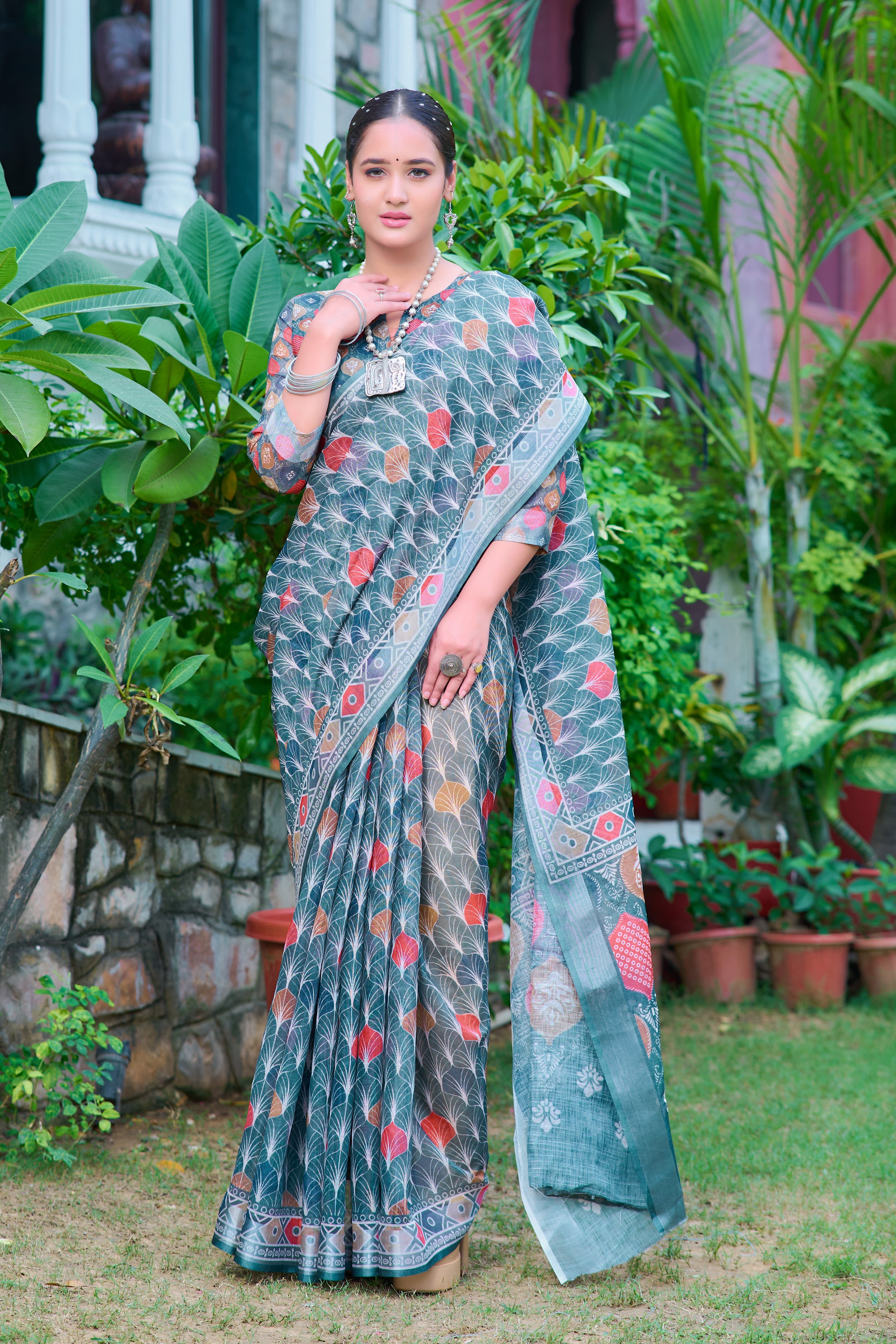Women's Linen Cotton Traditional Saree