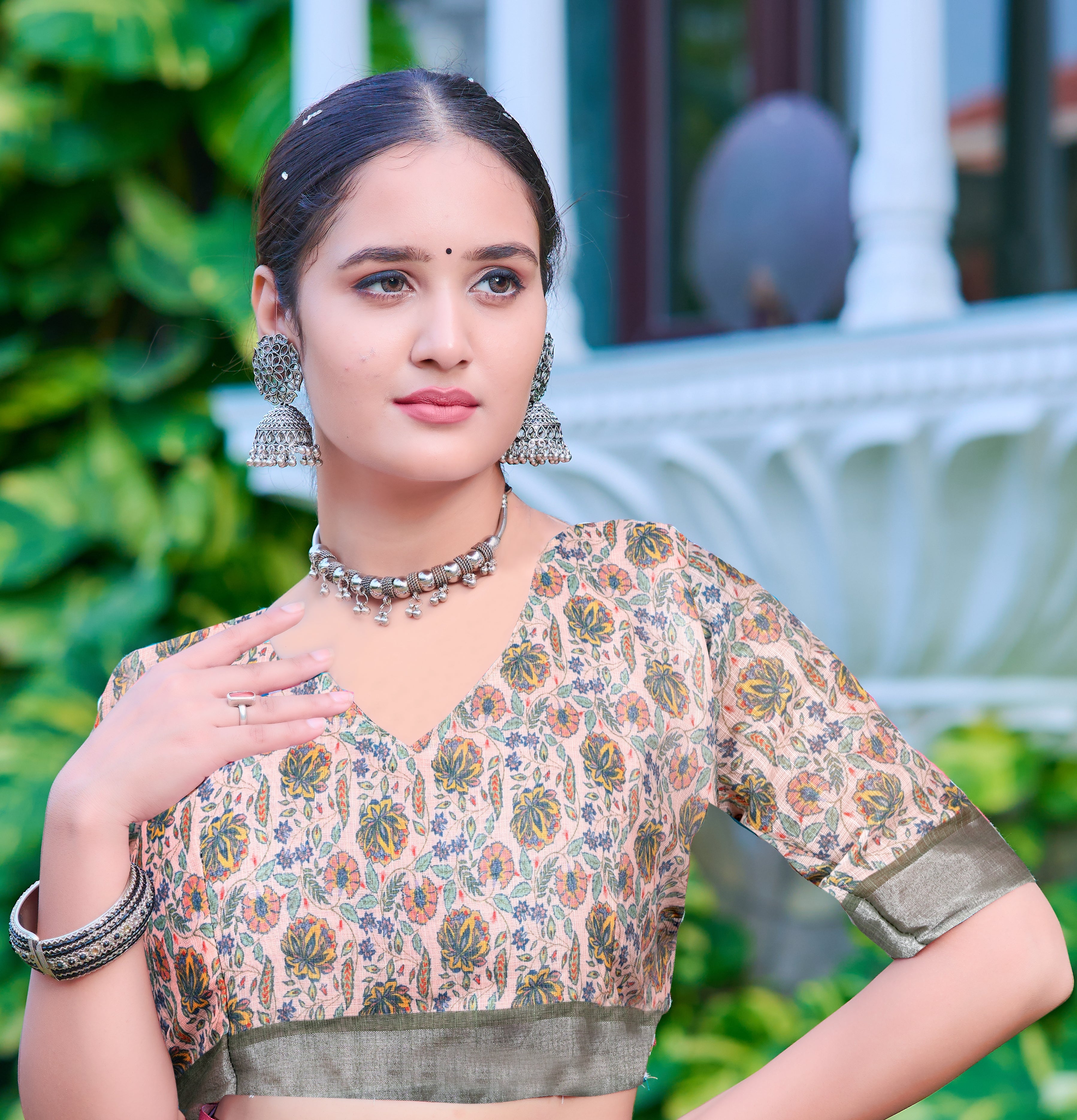 Women's Linen Cotton Traditional Saree