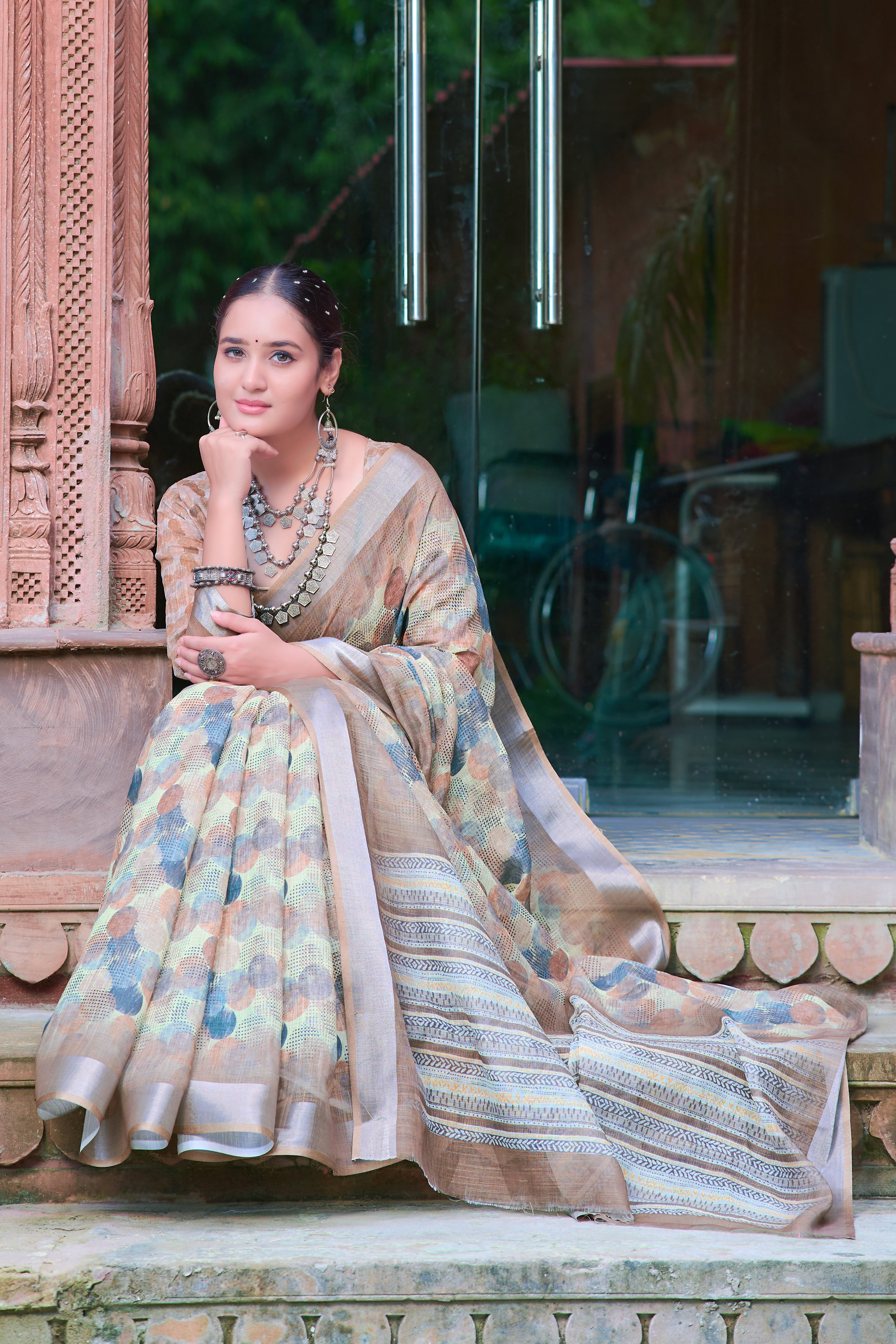 Women's Linen Cotton Traditional Saree