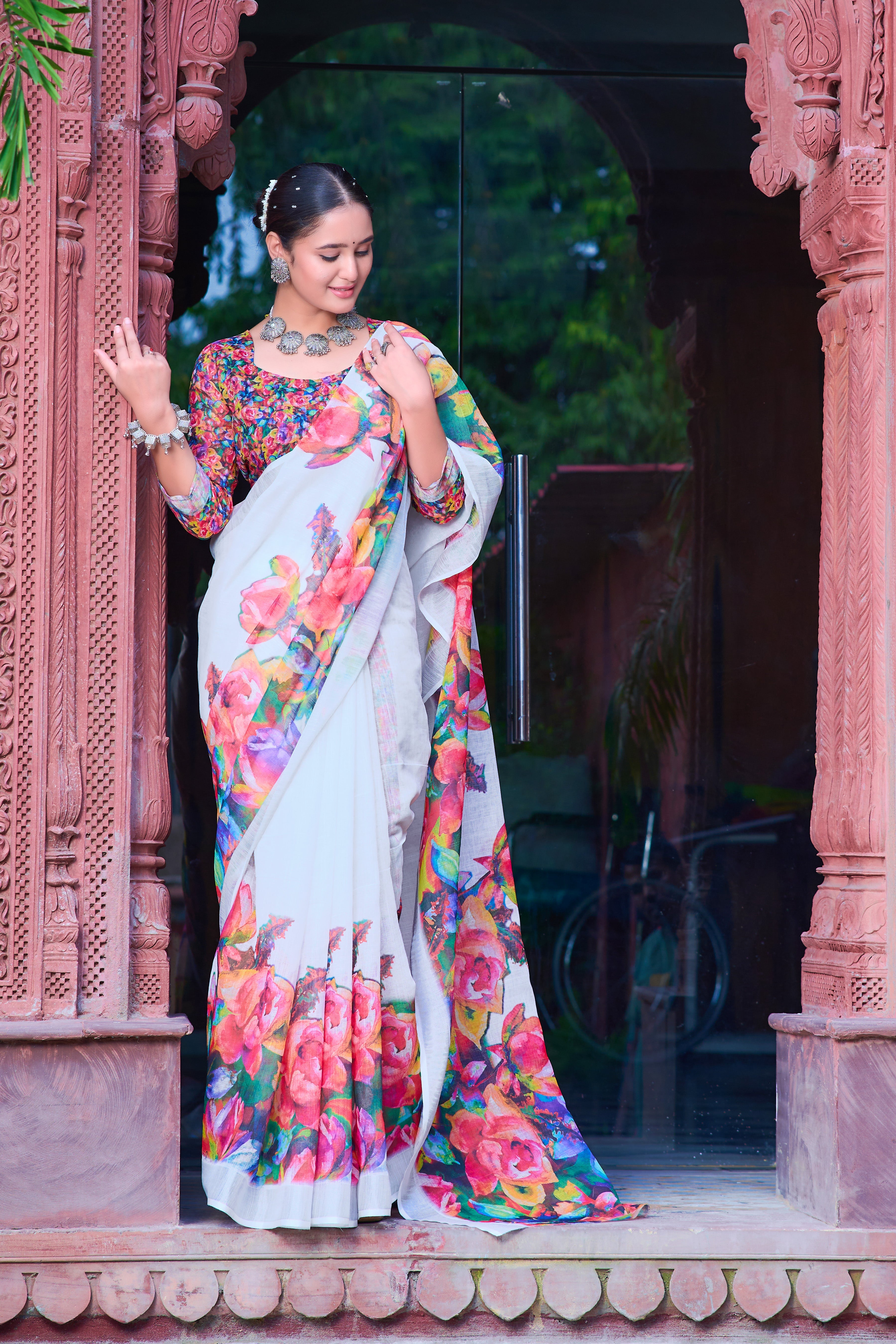 Women's Linen Cotton Traditional Saree