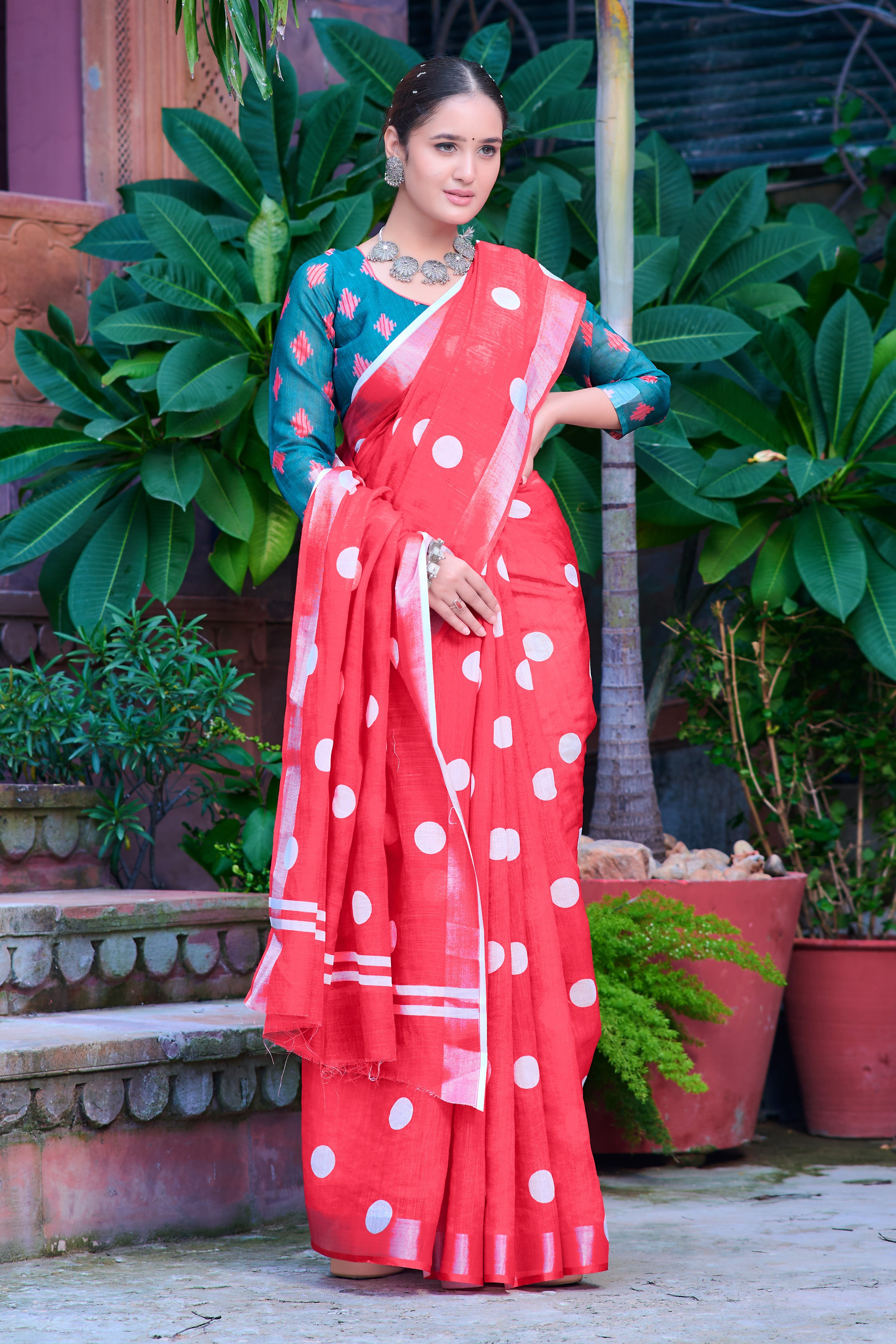 Women's Linen Cotton Traditional Saree