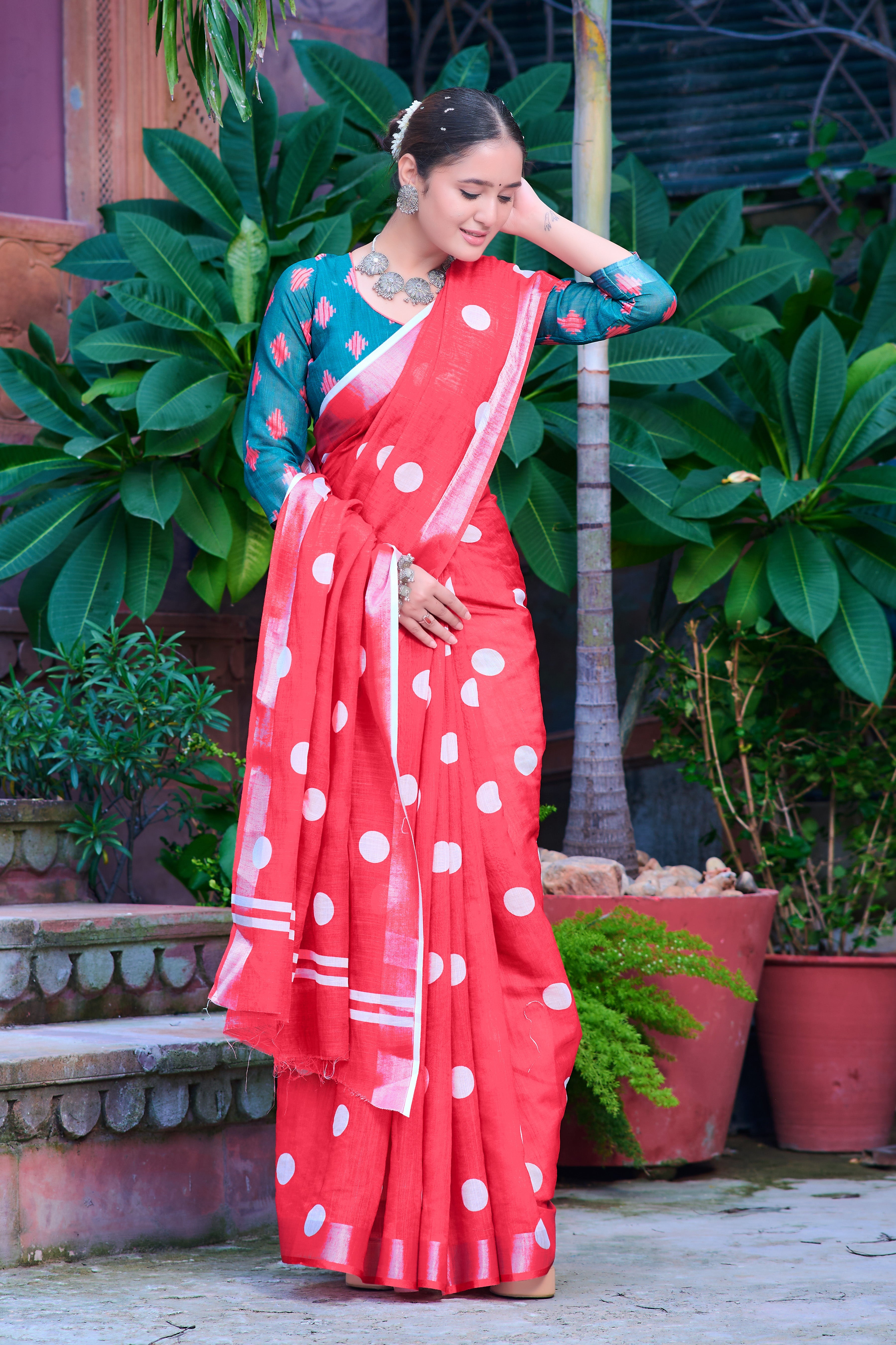 Women's Linen Cotton Traditional Saree