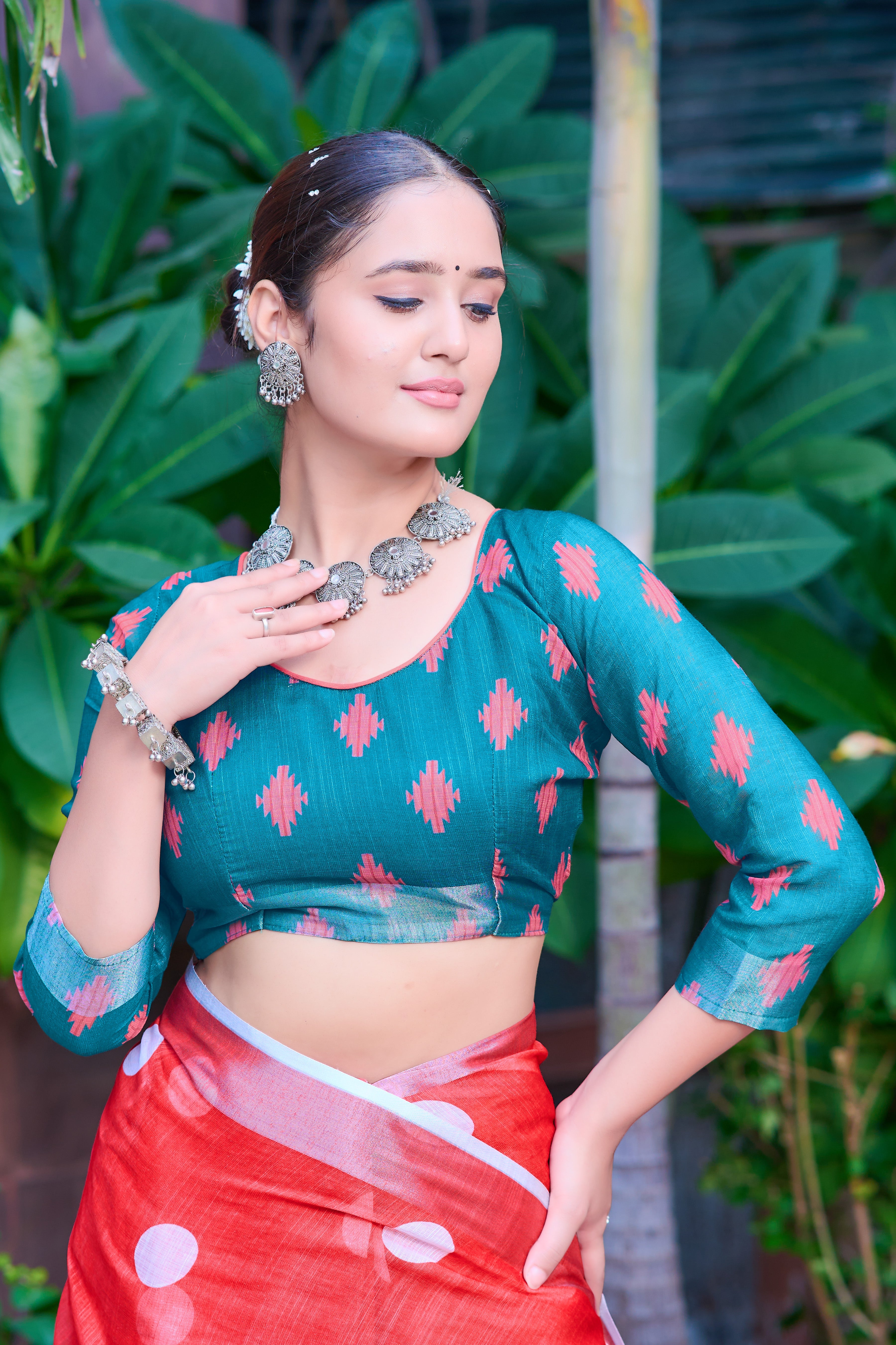 Women's Linen Cotton Traditional Saree