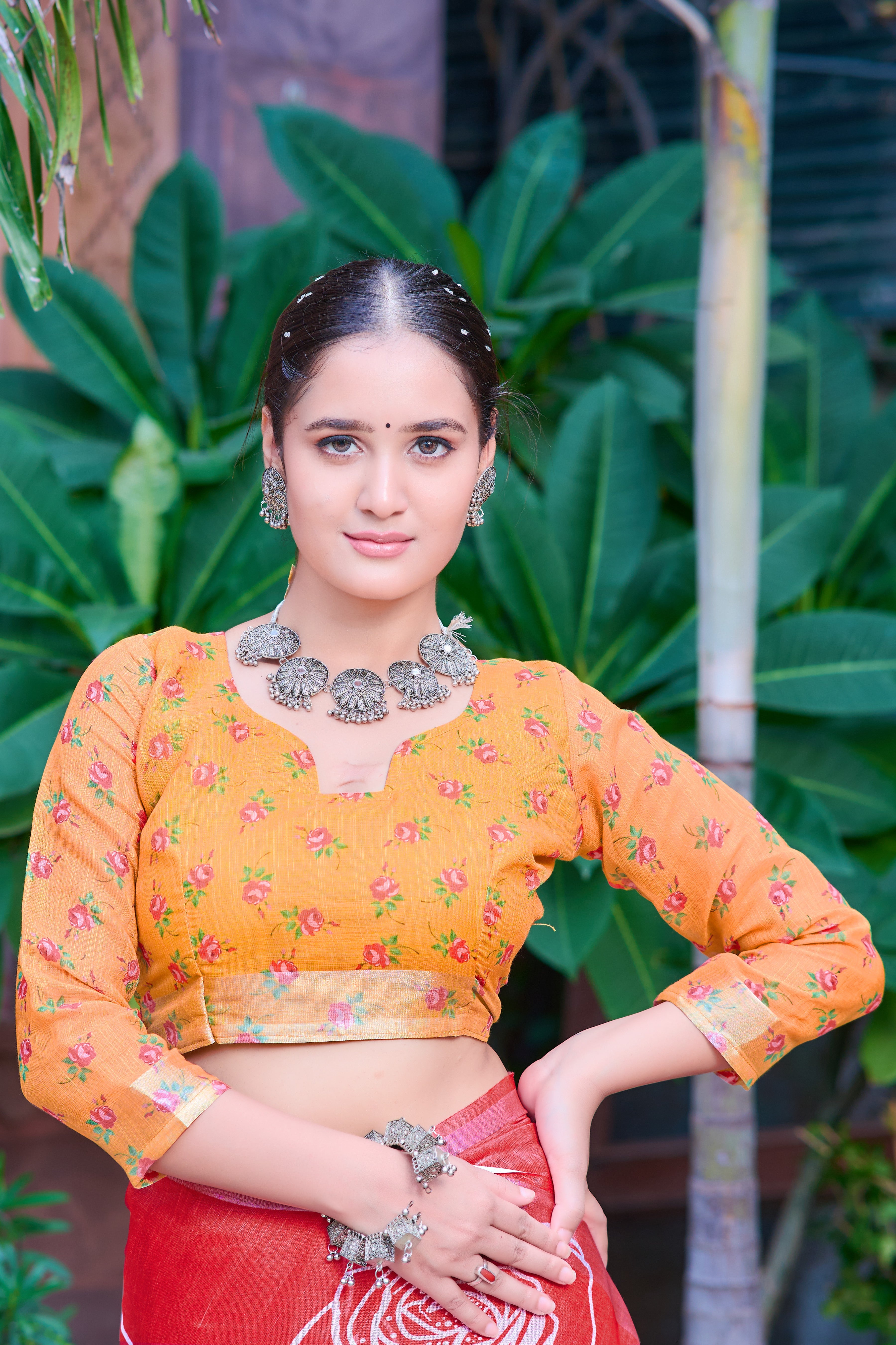 Women's Linen Cotton Traditional Saree