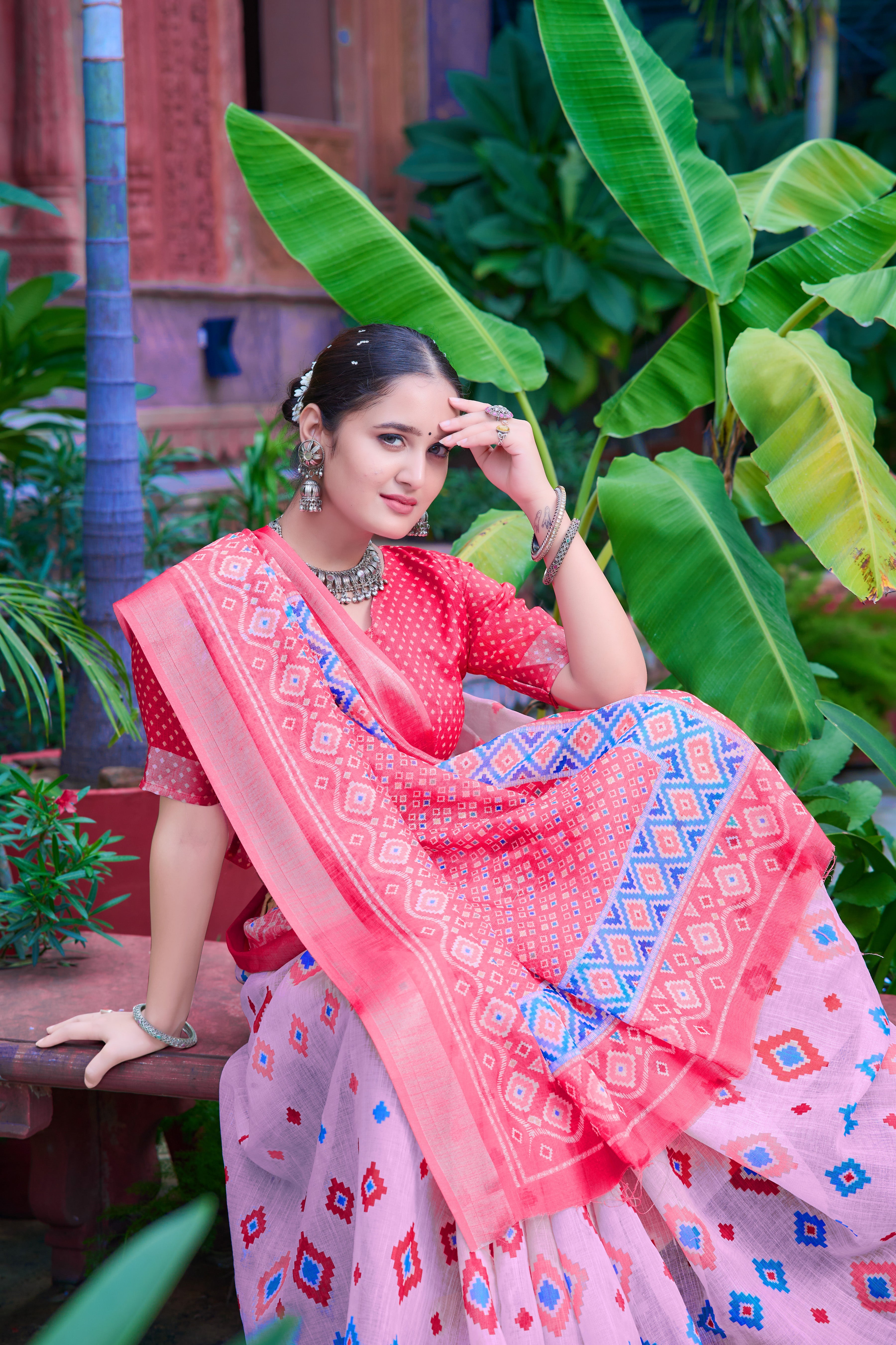 Women's Linen Cotton Traditional Saree
