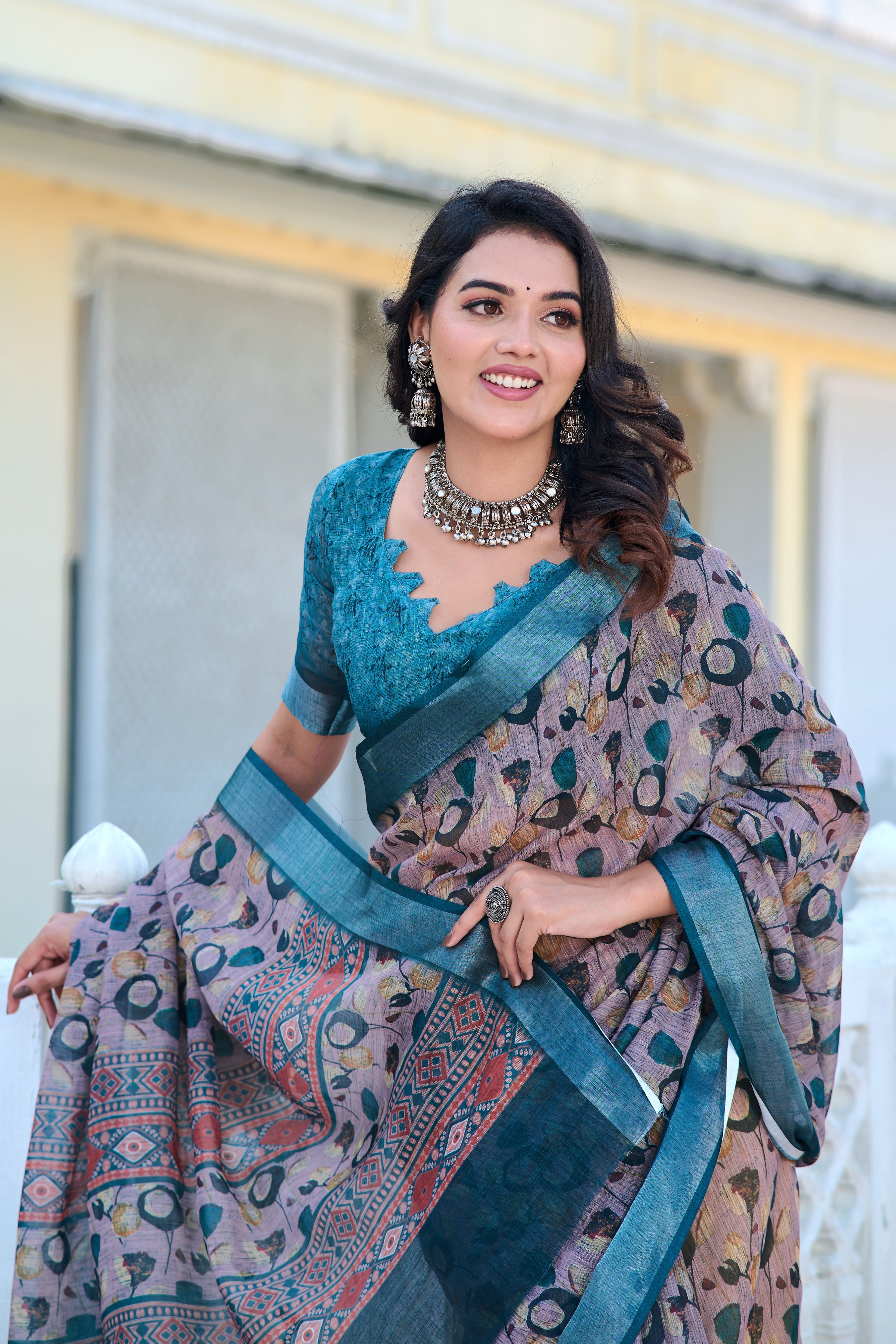 Women's Linen Cotton Traditional Saree