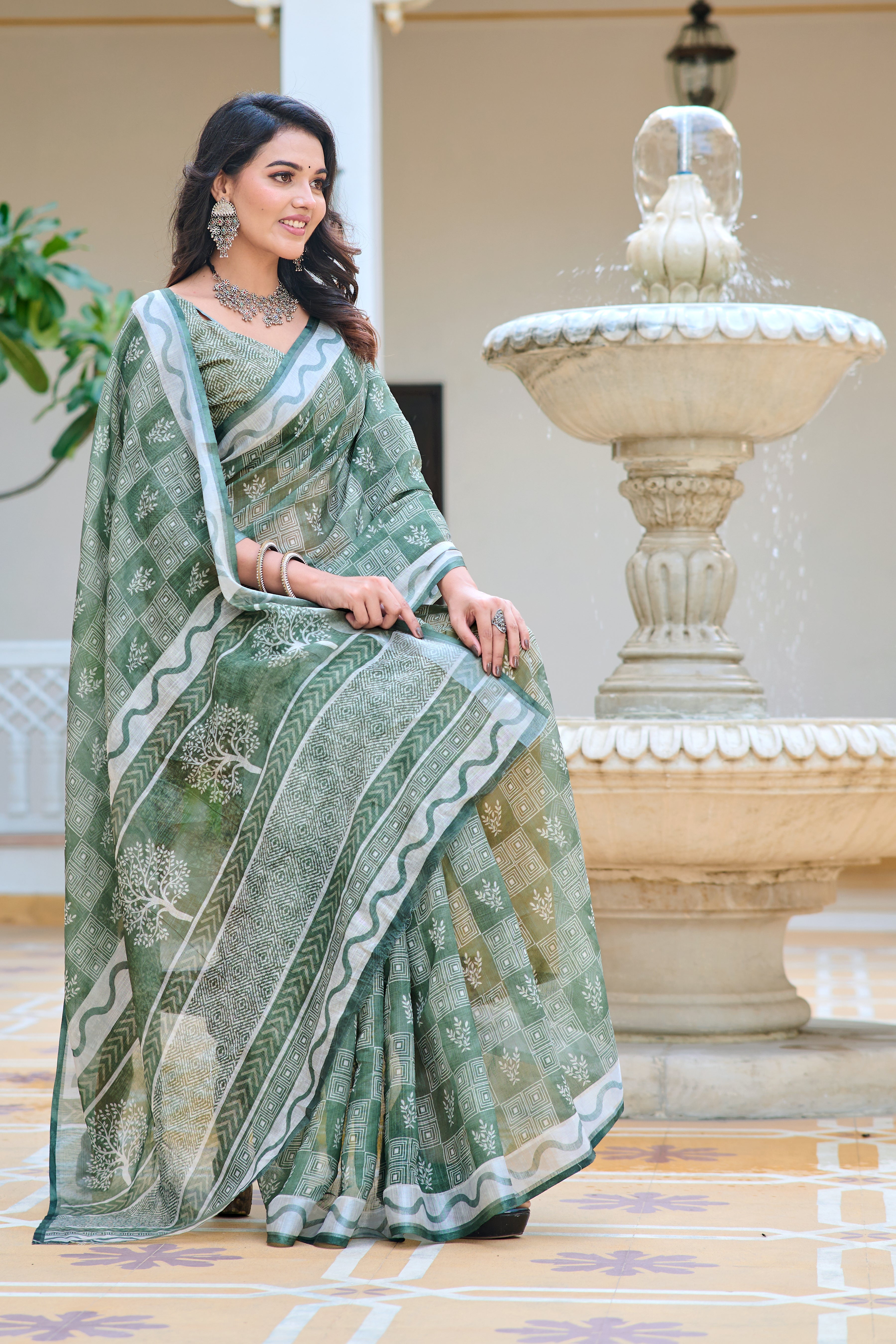 Women's Linen Cotton Traditional Saree